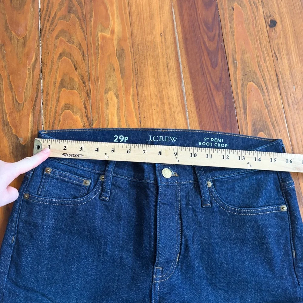 JCrew Women’s 9” Demo Boot Cut‎ Denim Jeans Frayed Hem size 29P
